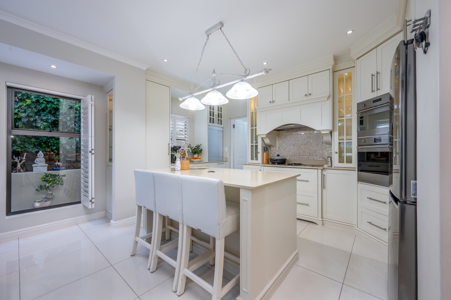 3 Bedroom Property for Sale in Kelderhof Country Village Western Cape
